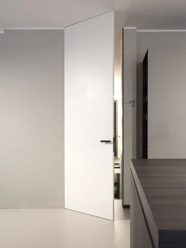 Uși pe toată înălțimea: ce sunt și cum le alegi