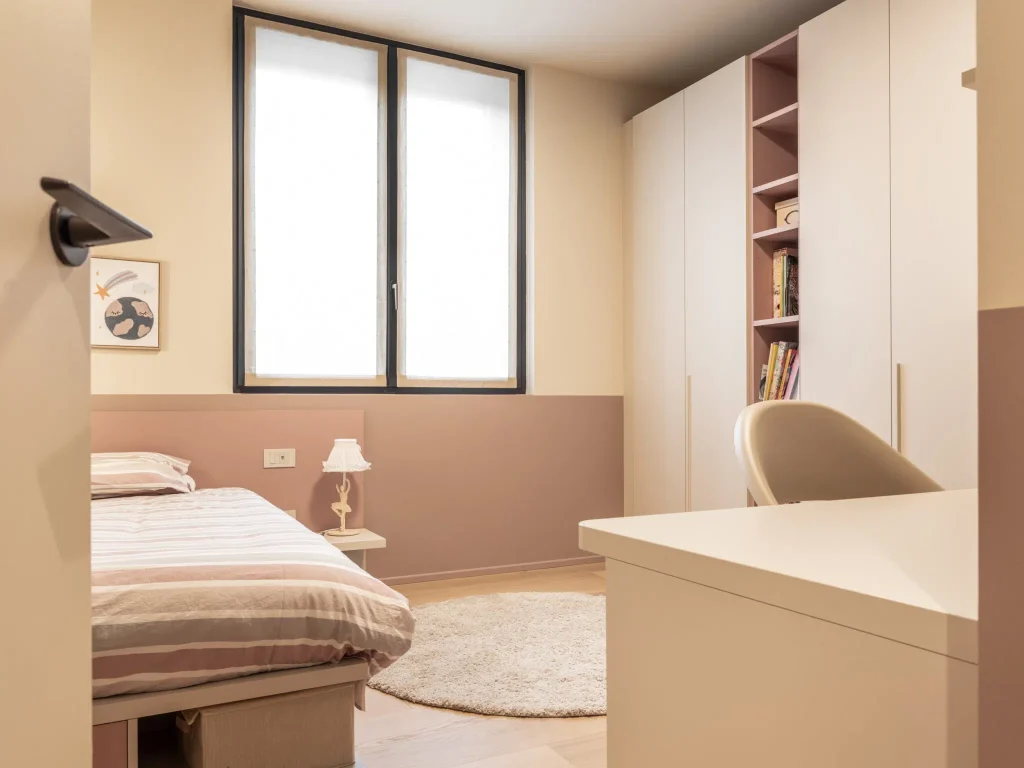 Villa Margherita: o vilă cu soluții filomuro în Monza (Italia)