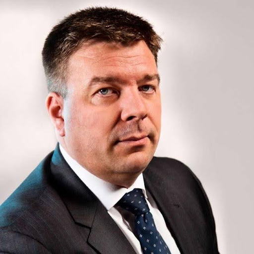 ECLISSE dezvoltă rețeaua de distribuție pentru uși glisante